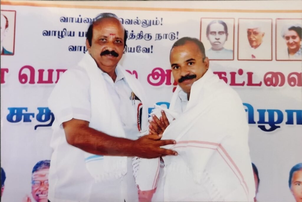 e399ab92 646d 472f 8bb5 02ce5b72a2cc